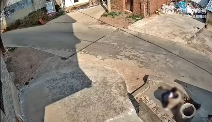 พี่ทำร้ายน้้อง