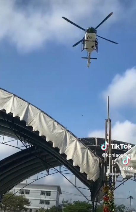   ระทึกวันเด็ก เต็นท์พัง !