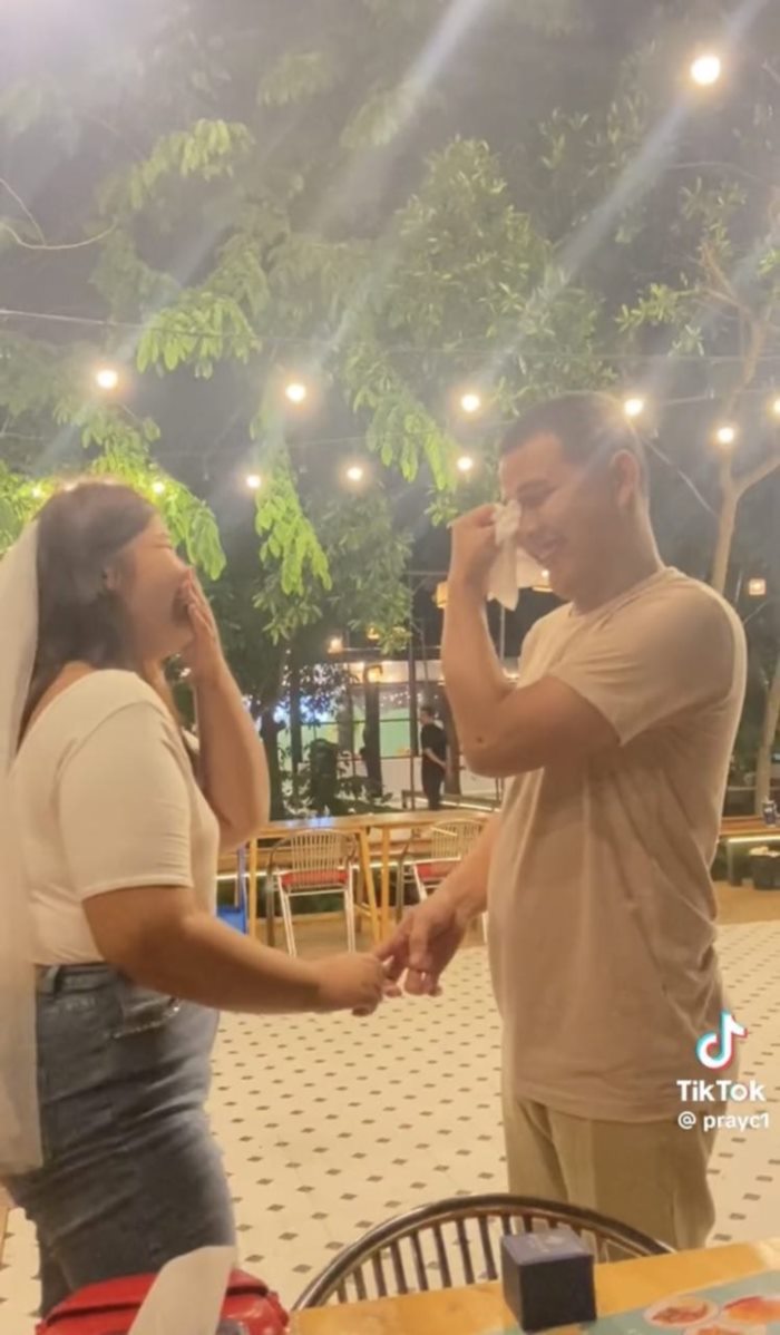 เซอร์ไพรส์ขอแต่งงาน