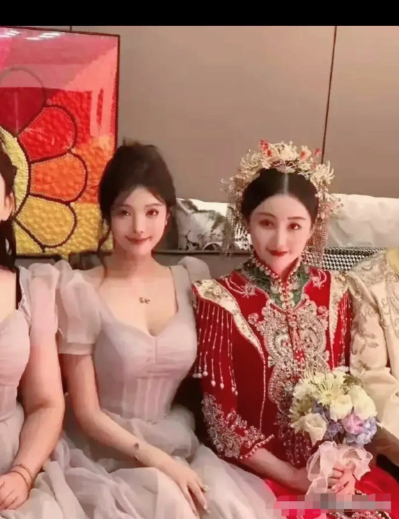 เพื่อนเจ้าสาว