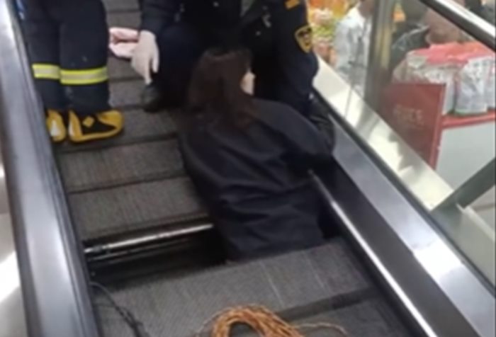  อุบัติเหตุบันไดเลื่อน