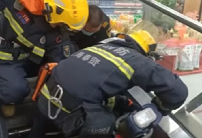  อุบัติเหตุบันไดเลื่อน