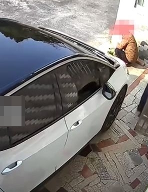 เหยียบคุณยายดับ 