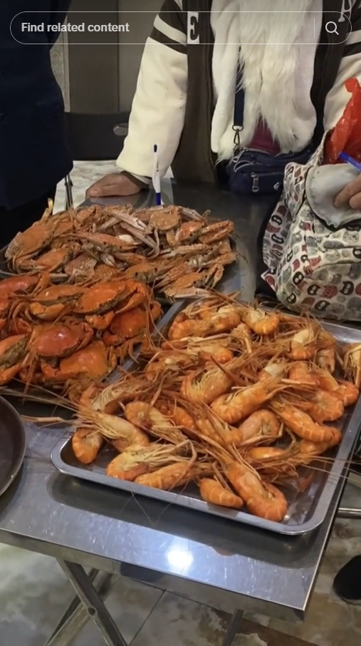 ลูกค้าขโมยอาหาร