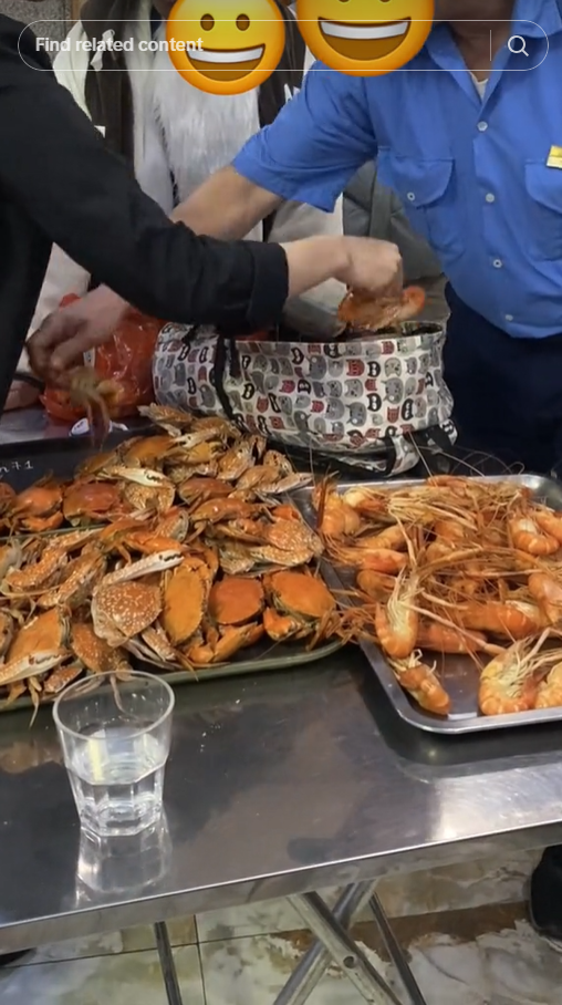 ลูกค้าขโมยอาหาร