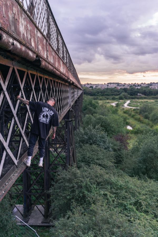 อินฟลูเอนเซอร์ ตกสะพาน