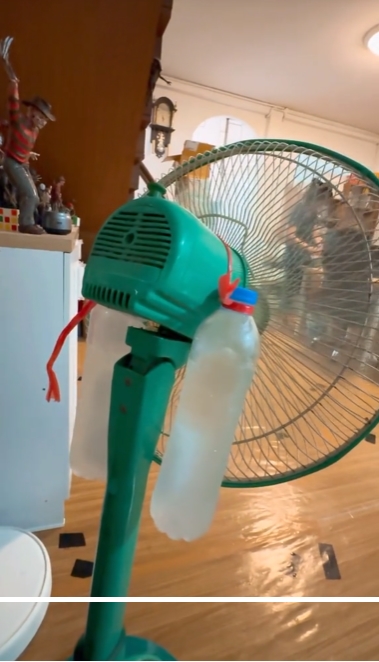  พัดลมคลายร้อน 