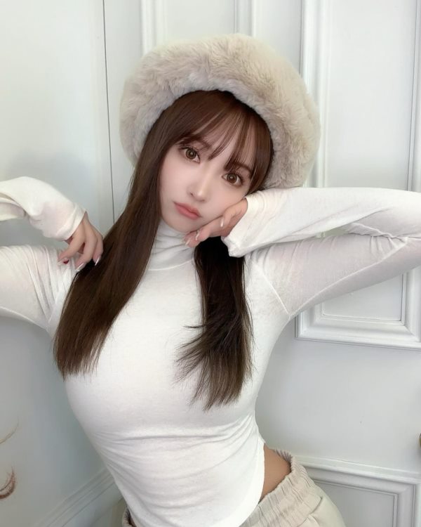 ยูอะ มิคามิ อดีตสาว AV ตัวท็อป 