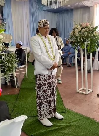 รู้ความลับของพ่อ ในวันแต่งงาน 