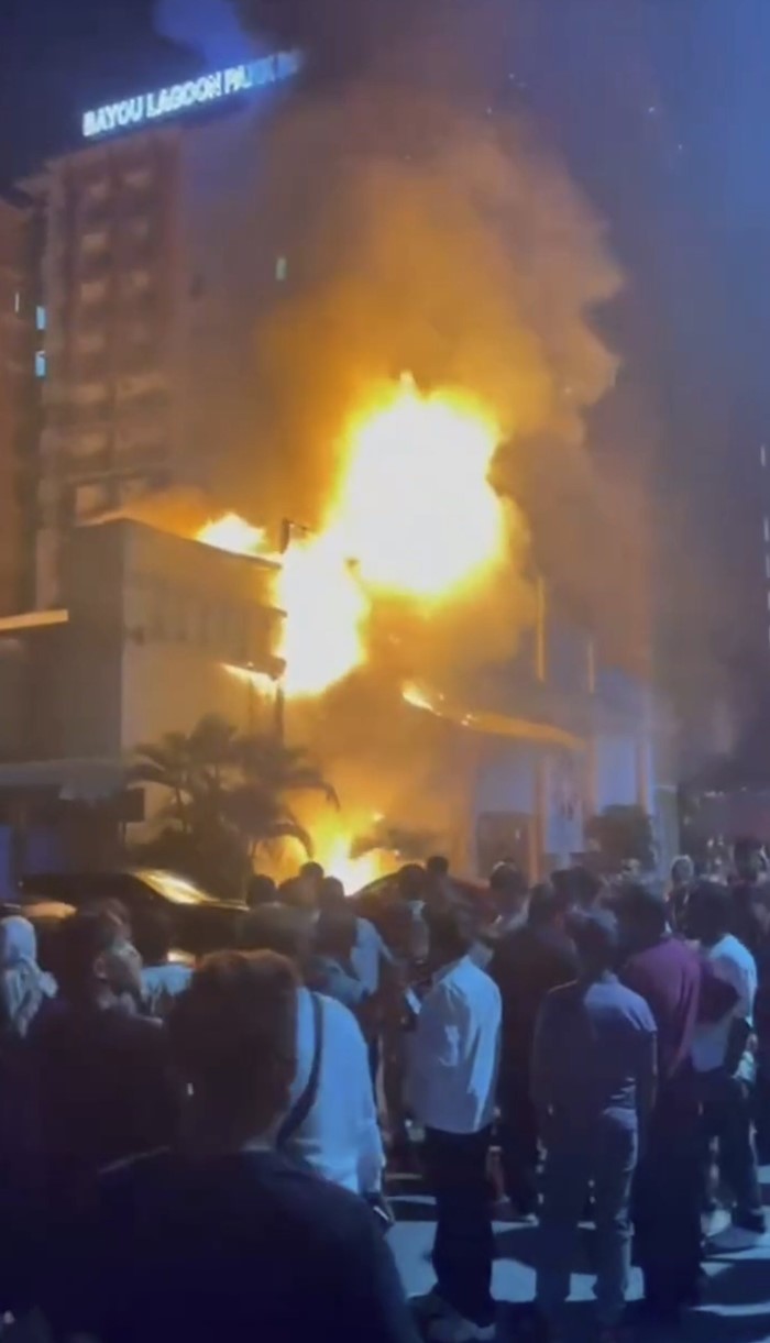  ไฟไหม้งานเลี้ยงคริสต์มาส