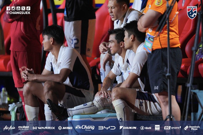 เปิดสภาพเข่าเจ ชนาธิป