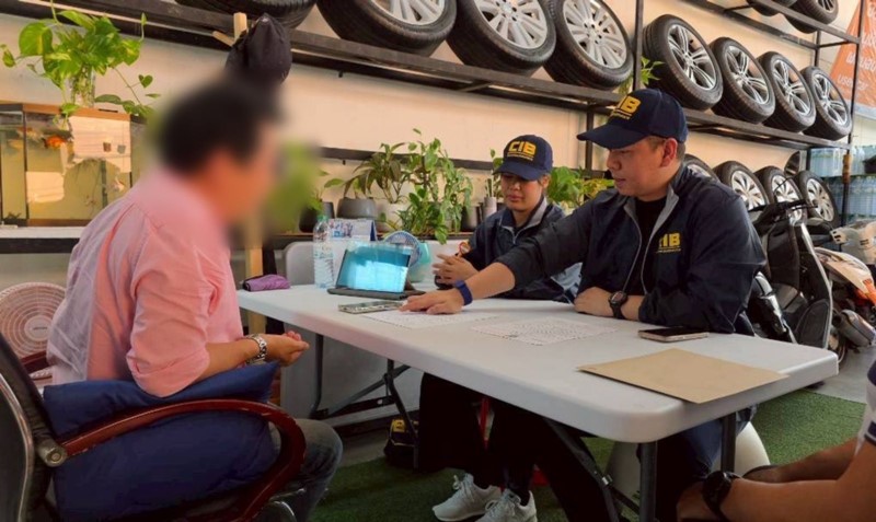 จับบริษัทประกันเถื่อน เสนอขายถึงเต็นท์รถมือสอง