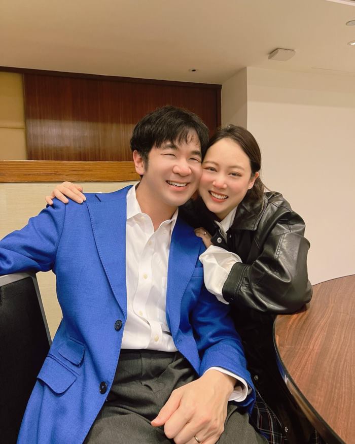 แสตมป์ อภิวัชร์