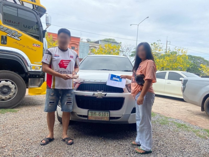 รถชน 8 ศพ