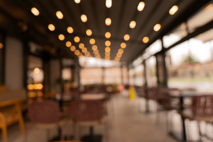 รังงู ใต้คาเฟ่