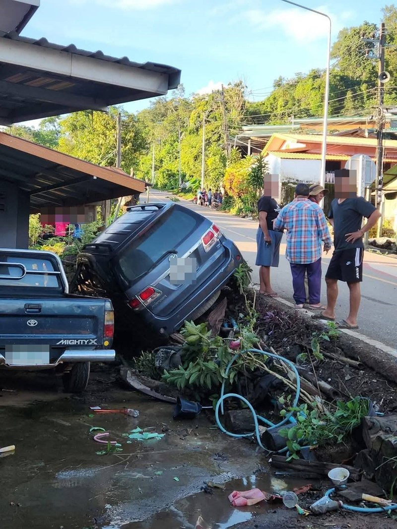 ครูเมาแล้วขับ ขับรถชนเด็ก