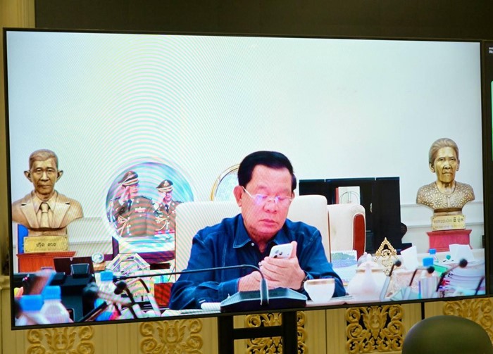 ฮุน เซน โชว์ภาพนั่งบัญชาการ ใส่ร้ายไทยยั่วยุ