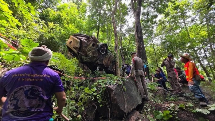 รถตกเหว