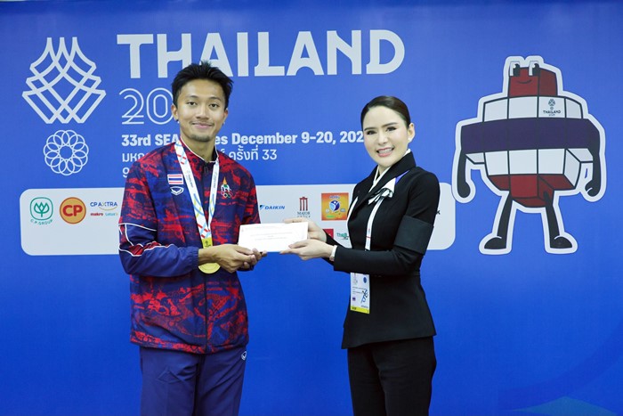 ท่านผู้หญิงอรอนงค์ ปิยนาฏวชิรพัทธ์