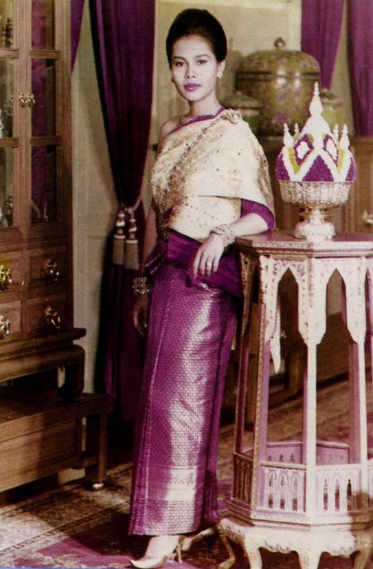 สมเด็จพระพันปีหลวง ทรงวิจิตร เผยจุดกำเนิดชุดไทยพระราชนิยม จากพระราชเสาวนีย์