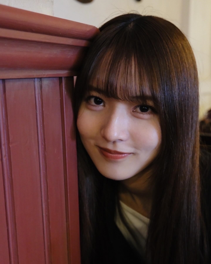            นักร้องสาวไม่ทิ้งฝัน ขึ้นเครื่องบินไปเรียนทุกวัน 4 ปี   