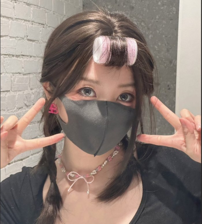 สาวใส่แมสก์เข้าวงการสยิว