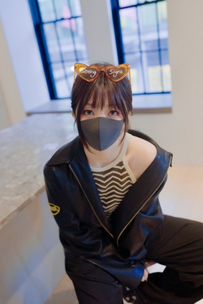 สาวใส่แมสก์เข้าวงการสยิว