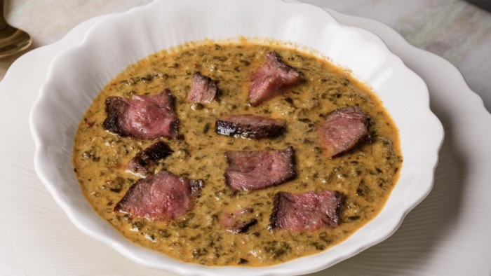 เชฟป้อม ม.ล.ขวัญทิพย์ เทวกุล