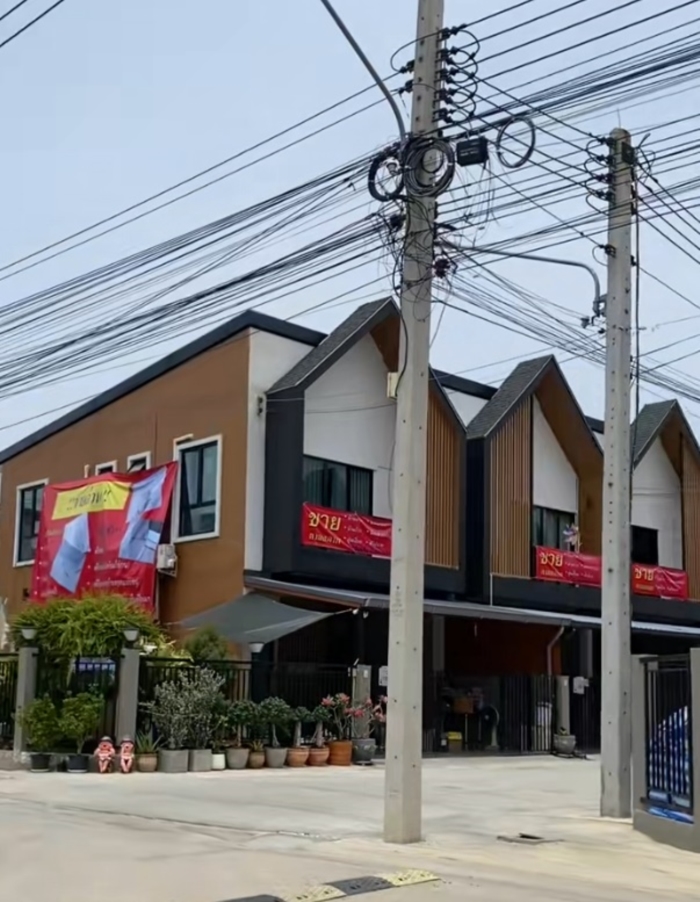 ขายบ้านสมุทรสาคร 30 หลัง ยกหมู่บ้าน