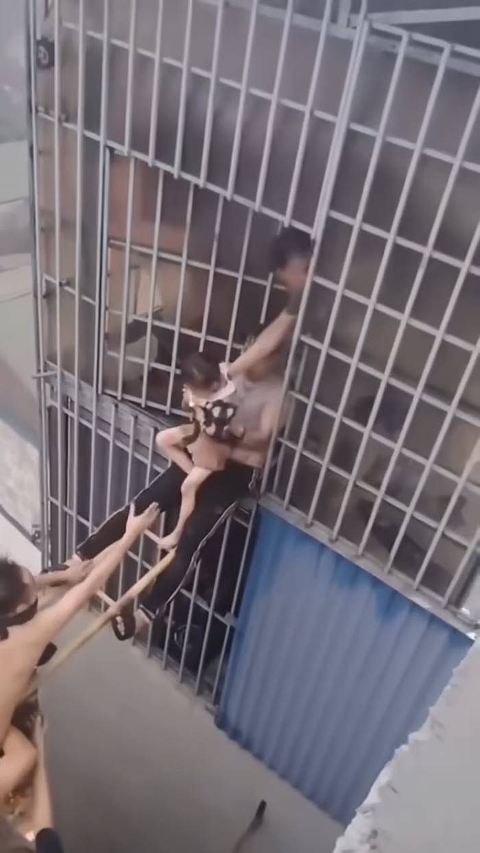 ฮีโร่ช่วยคน