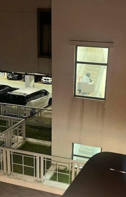  เซ็กส์ในที่สาธารณะ