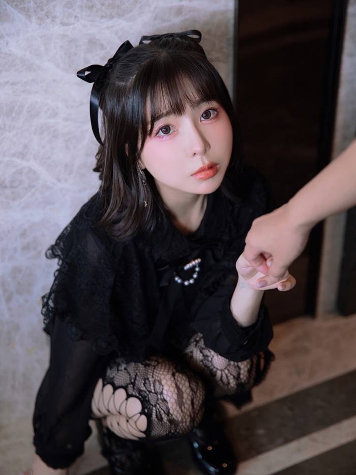 ดารา av