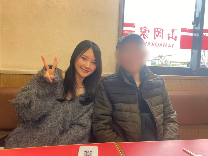 ภาพคู่คุณพ่อ กลายเป็นไวรัลสุดอึ้ง  