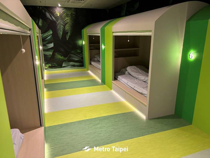  ห้องนอนลับ ในสถานีรถไฟฟ้า