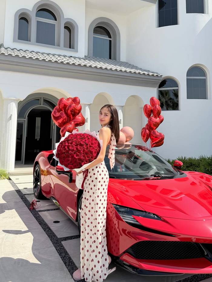 หยกทอง จิตราพรรณ