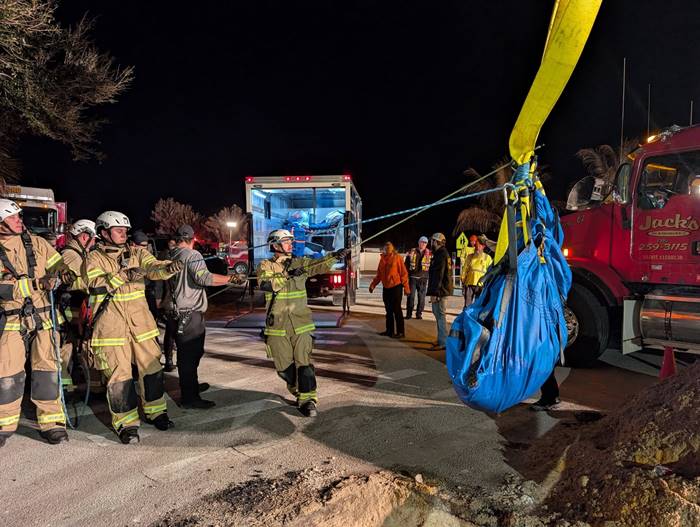 ตัวอะไร ติดในท่อ !?