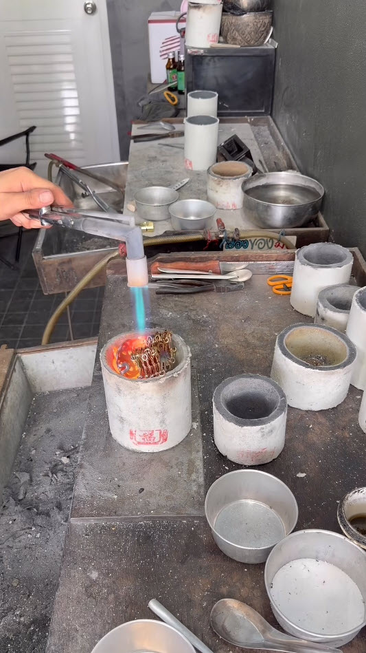 ขายเข็มขัดนากเก่า