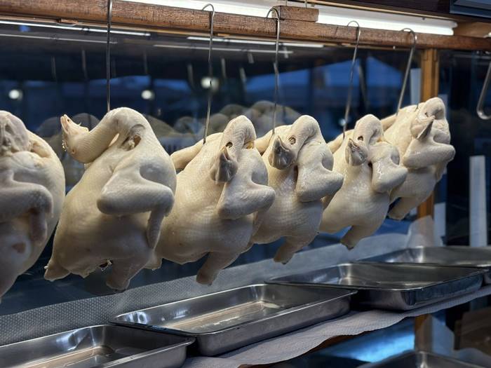 โกเฉ่าข้าวมันไก่ ประกาศปิดร้านชั่วคราว