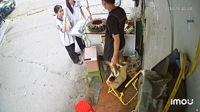 ฝากร้านไว้กับนักเรียน พีคมาก...  