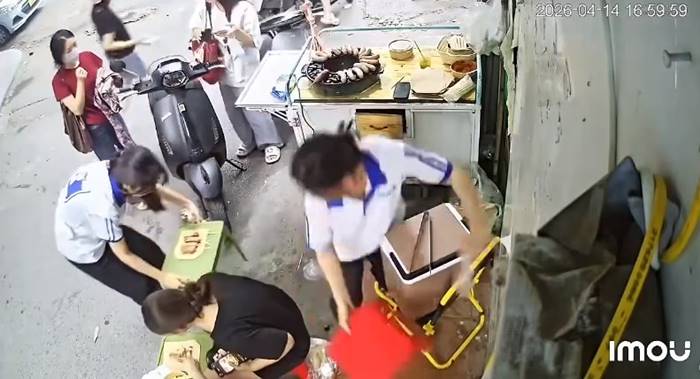 ฝากร้านไว้กับนักเรียน พีคมาก...  