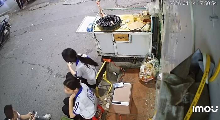 ฝากร้านไว้กับนักเรียน พีคมาก...  