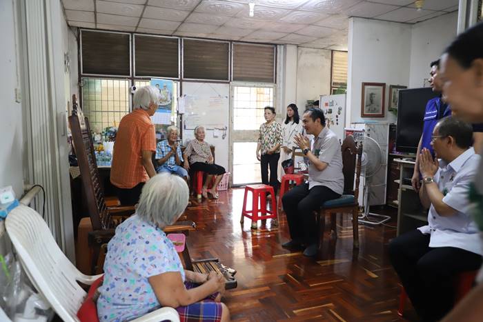 ครอบครัวสมิตะมาน