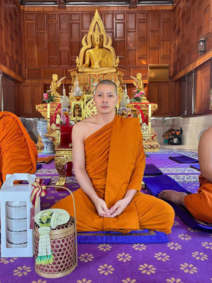 พระศรัณย์ พระหล่อ