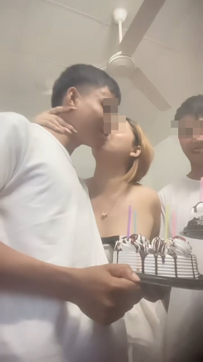 สาวเปิดใจ คบแฟนหนุ่มฝาแฝด 2 คน