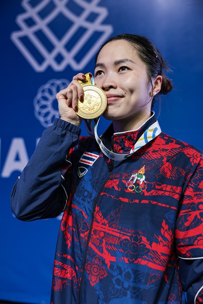 เมย์ รัชนก โพสต์ภาพเหรียญซีเกมส์ 2025 