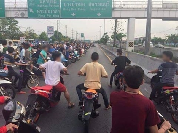 แก๊งมอเตอร์ไซค์