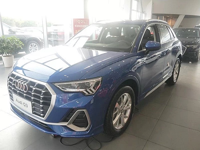  ขูดรถหรูเป็นรอย 10 คันรวด