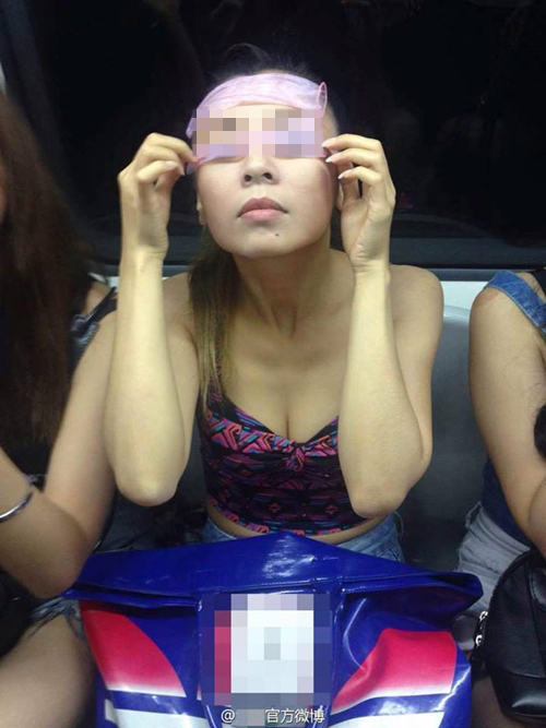 ถุงยางอนามัยแปะหน้า