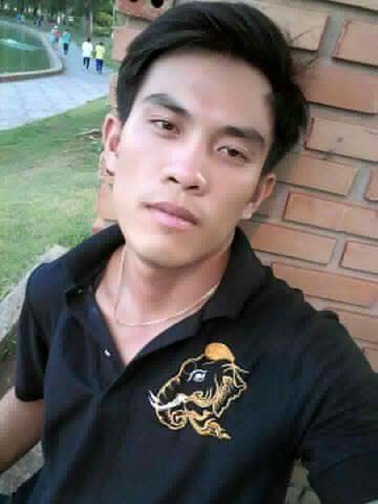 โชเฟอร์รถทัวร์ร้อยเอ็ด-บุรีรัมย์