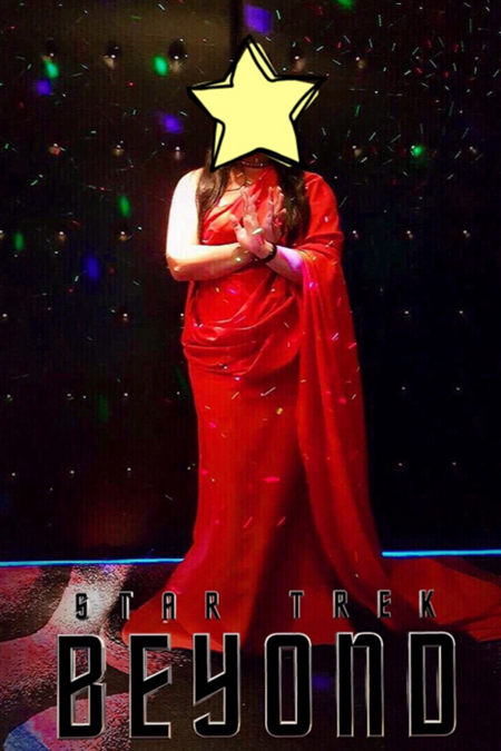 แต่งตัวเป็นพระไปงานเปิดตัวหนัง